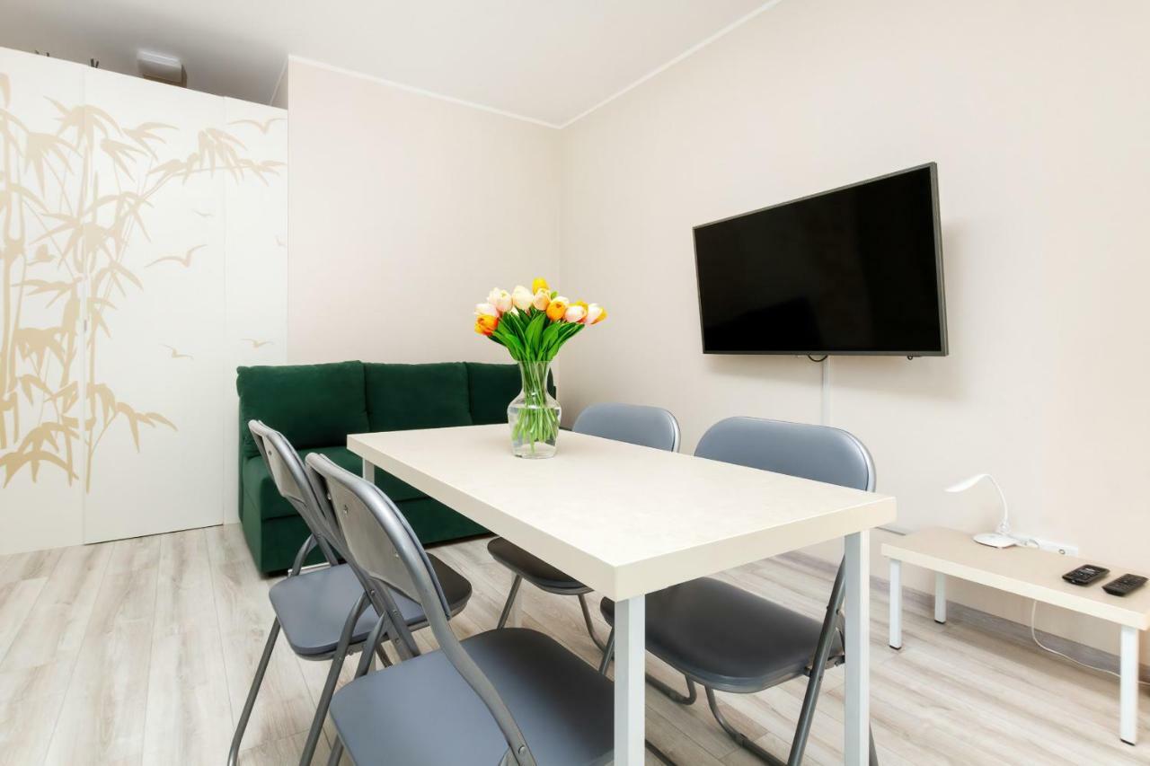 Apartments Zajezdnia Wrzeszcz Gdansk Grudziadzka By Noclegi Renters Eksteriør bilde
